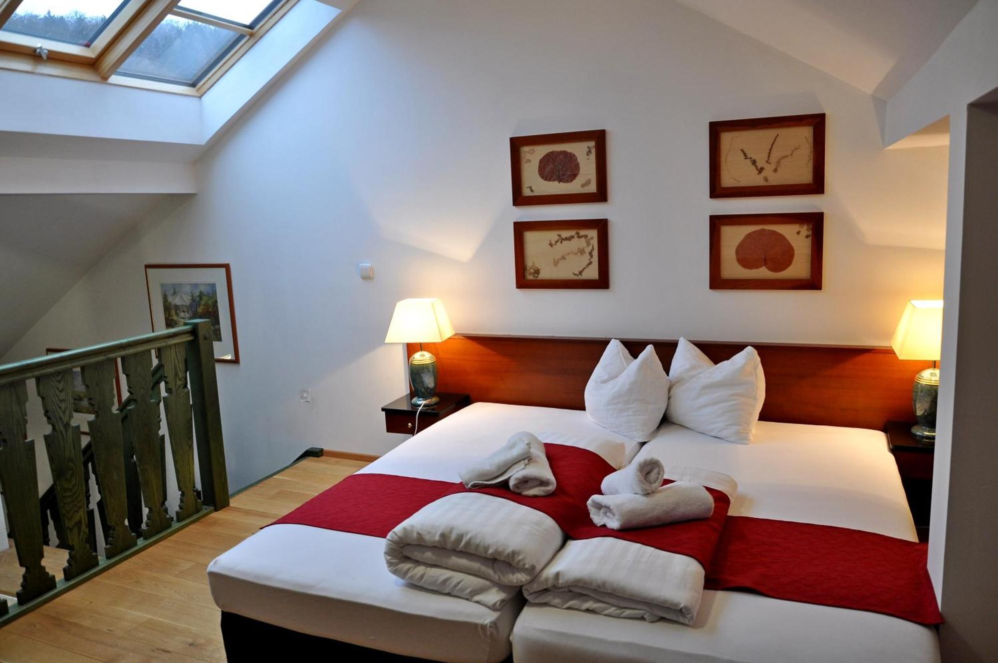 Hotel U Bileho Kone Loket Phòng bức ảnh